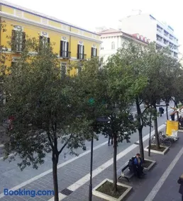 Domus Corso Umberto 18 B&B - Image 3
