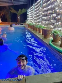 Winter Escape with heated pool - Image 4