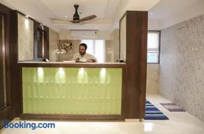 Hotel Atithi Royal Inn - Image 2