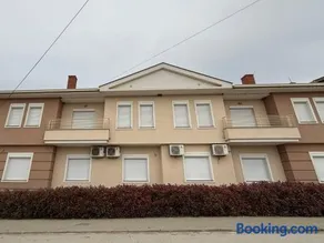 Nanchev Apartments - Image 3