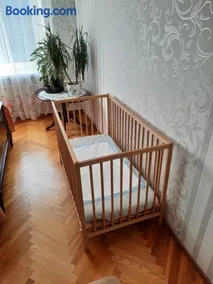 3 room central apartmend 90m2 parking for one car fifth floor and the building does not have an elevator - Image 3