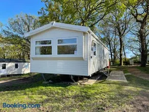 Stylish large static caravan gold rated 3BR Slp 8 Thorness Bay - Image 1