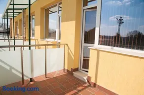 Hostel Izida 2 - Image 2