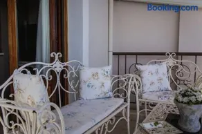 Sea front Villa Almi - Image 1