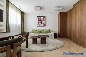 Cosy apartment with AC next to Champs Élysées - Image 4