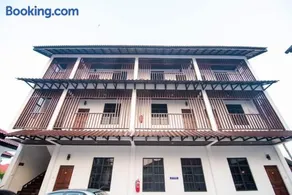 Wan Danisha Villa Inn - Image 5