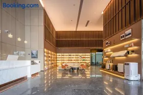 春秋酒店深圳宝安国际机场店 - Image 1