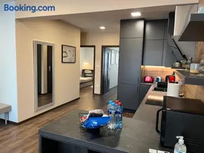 Esterhazy Apartman - Image 4