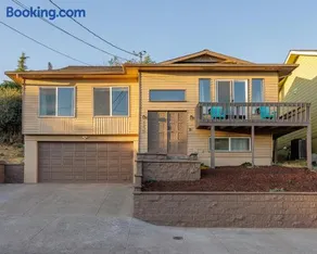 Lakeview Haven House - Image 3