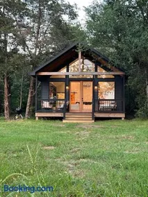Relaxing Modern stay on a Ranch - Image 3
