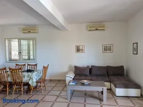 Beautiful Villa in Caccamo + Pool - Image 3