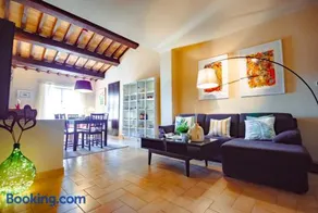 HEART OF SPOLETO Vacation Residence - Image 1