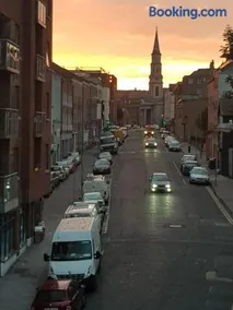 Spacious City Centre Apt - O'Connell Street Area - Image 2