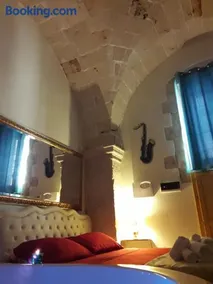 L'antico palazzo - Image 2