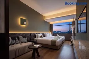 YOUNG Hotel Guilin -Mixc Mall - Image 2