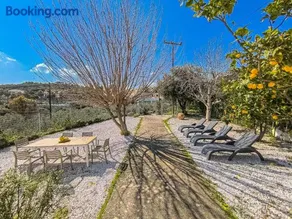 Stylish house near to the beach - Image 3