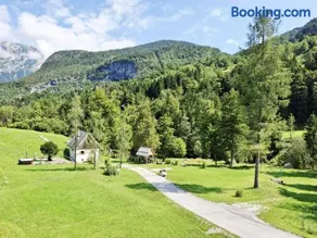 Chalet Vrsnik Hideaway - Image 1