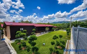Family BBQ Room With Aircond, Breakfast & Bathroom - Image 1