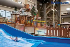Great Smokies Lodge Resort 1BR Apartment - Image 2