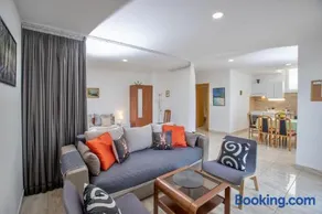 Goldfinch Estate - Image 5