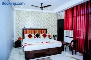 Hotel Ayodhya - Image 1