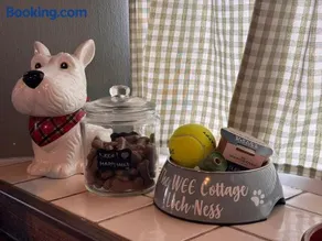 Loch Ness village cottage for 2 with free parking & pets welcome - Image 3