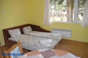 Guest House Rainbow - Image 3