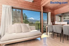 Hotel Lake England 富士山が見える隠れ家ヴィラ - Image 1