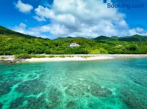 Bella Vista-Oceanview Hilltop Penthouse in Motobu - Image 5