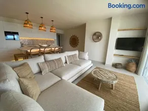 Miraflores Beach & Country Club - Image 5