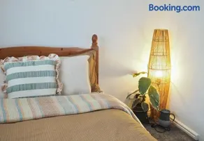 Cosy Room in Debenham - Image 3