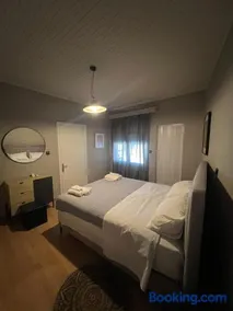 Kariofilli's house - Image 3