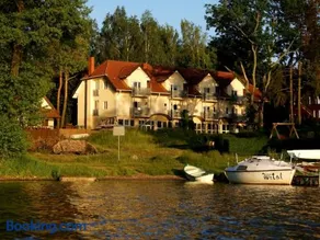 Biały Łabędź - Własne pomosty i kajaki - Image 1