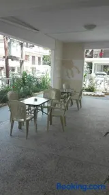 Hause Zorbas - Image 4