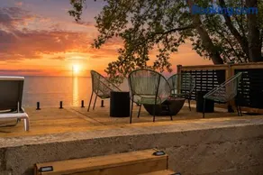 Lakefront Wellness Retreat - Sauna & Cold Plunge - Image 2