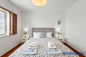 Best Houses 21 - Surf House Perfect Location - Image 2