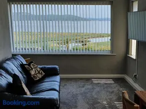 Dolphin Cottage - Image 2