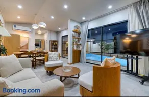 Brand New 7Bedroom Pool Villa Sandy - Image 4