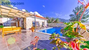 1 Bedroom Stone House with Private Secluded Pool and Jakuzzi - Image 1