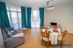 Via Pontica 123 Guest Apartments - Image 3