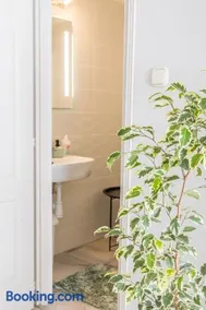Villa 21 Boutique Rooms - Image 3