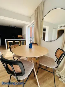 Apartment with the view and private garden - Image 3