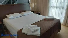 Bonaparte Blue Residence - Flat Particular - Image 2
