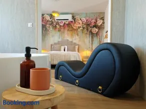 Le Nid Poudré - Suite romantique baignoire îlot - Image 2