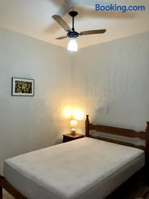 Chalé Pura Vida - Casa de madeira no centro - Image 5