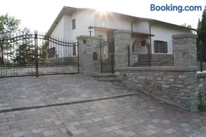 Villa Raggio della Valle - Image 1