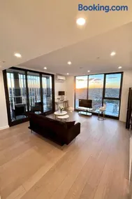 The Luxury Penthouse at Spring Square - Image 2