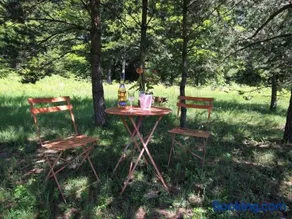 Gîte Nature au Chambon-sur-Lignon: Terrasse, Wifi, Proche Activités et Commerces - Image 2