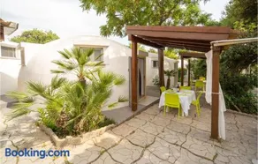 2 Bedroom Gorgeous Home In Sciacca - Image 2