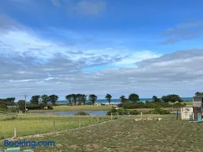 Surrey View - Image 2